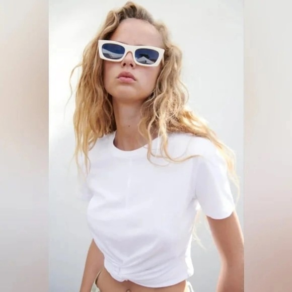 Zara Trafaluc Twisted Front Cropped Classic White Knit 100% Cotton Top Size M - Picture 1 of 7